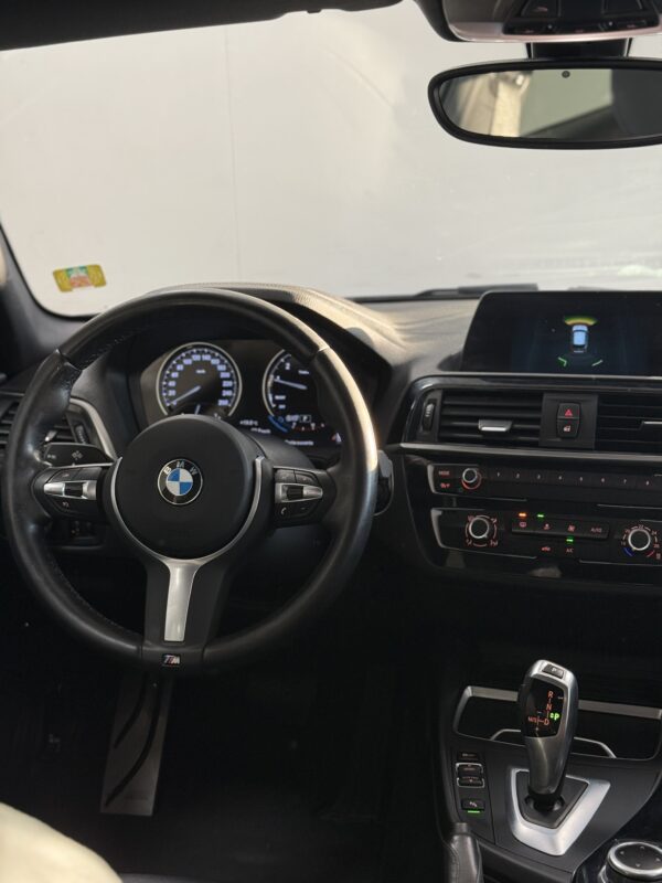 BMW 118i Pack M – Image 11