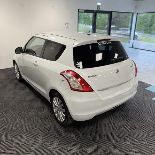 Suzuki Swift III 1.2GL – Image 5