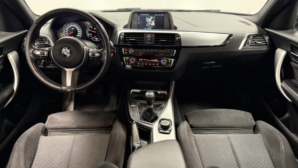BMW 118i Pack M – Image 8