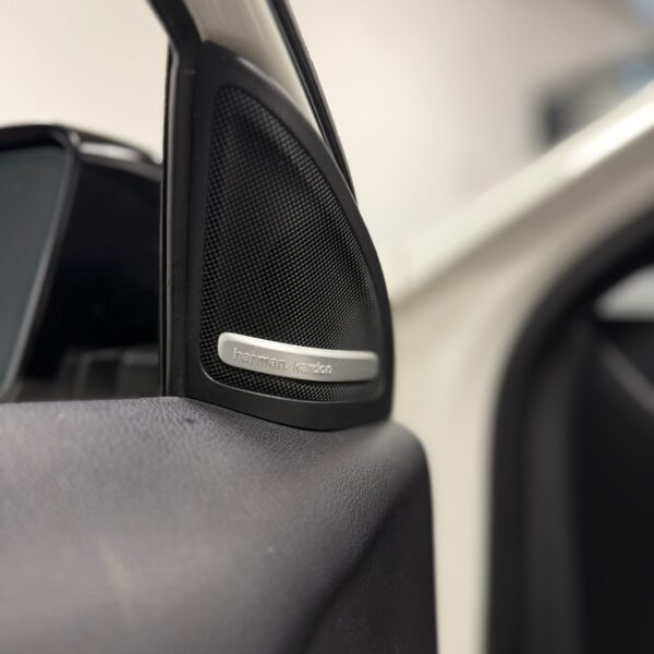 Mercedes A200d Pack AMG – Image 15